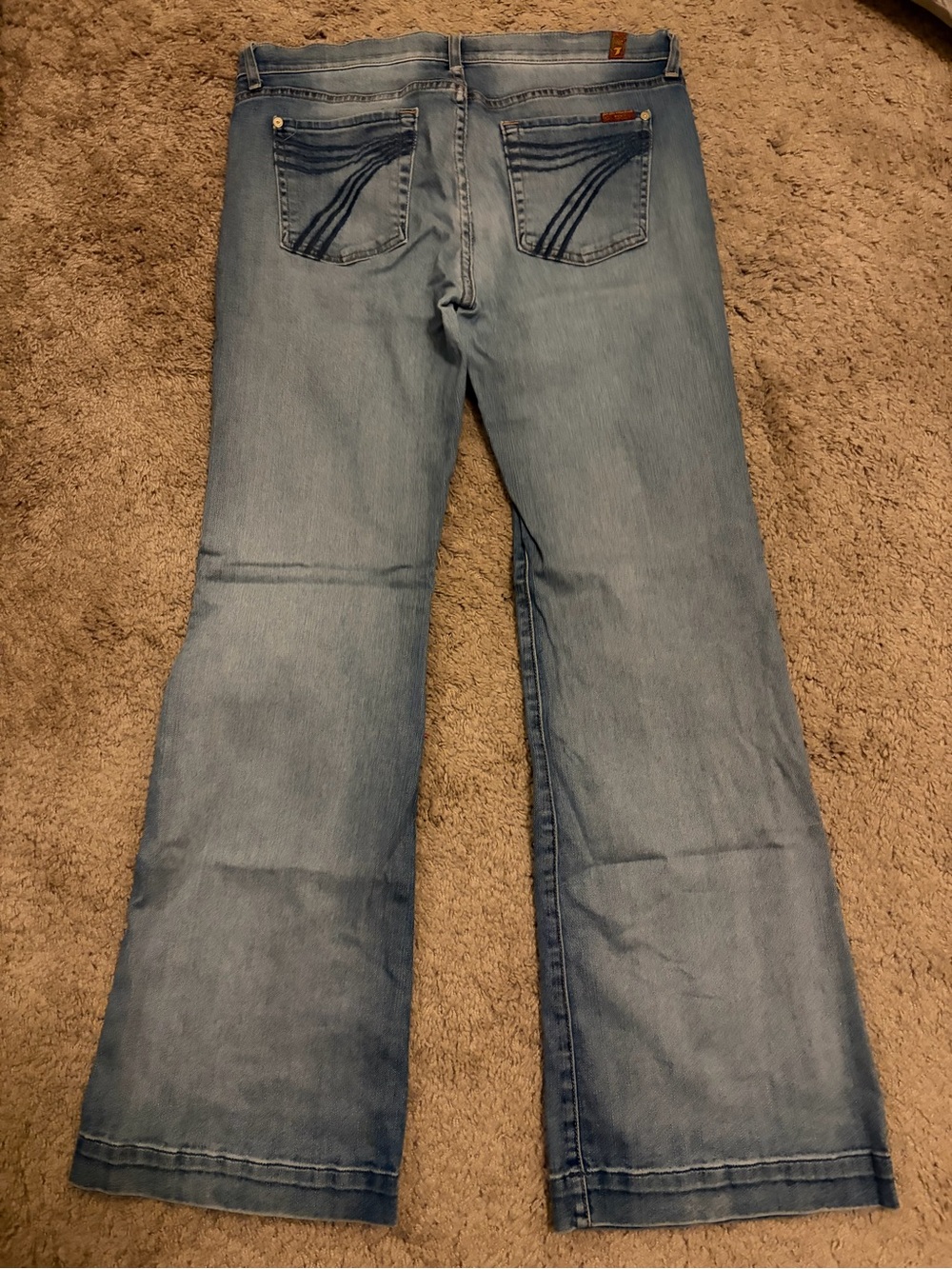 7 For All Mankind Women's Light Blue Dojo Jeans - SZ 32 - Picture 2 of 5